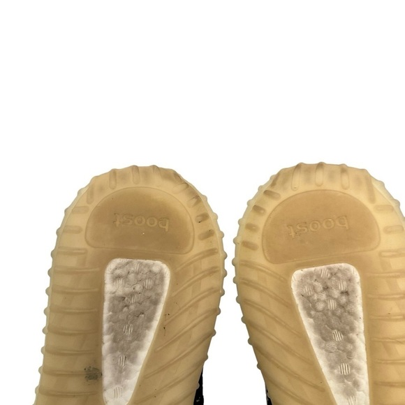 Yeezy Boost 350 V2 Size 12 - Picture 12 of 15
